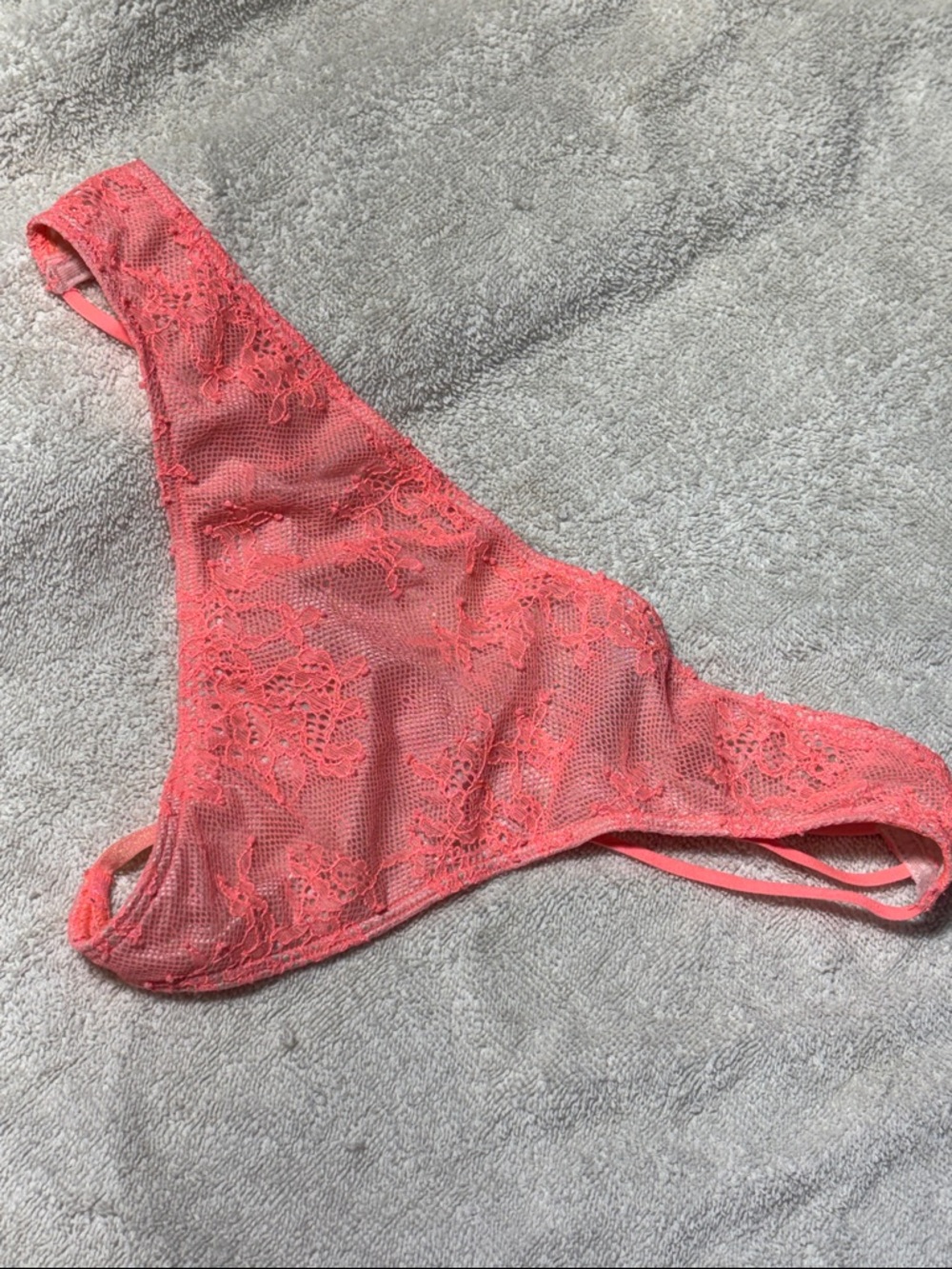 Victoria's Secret V-string Lace Bikini Panty 2015